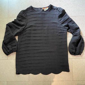 Tory Burch Black 100% Silk Blouse Long sleeves w/ Scalloped hem - Size 10